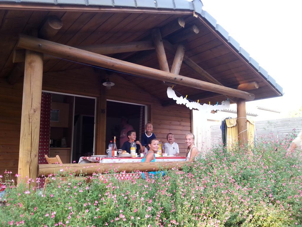 Parc Residentiel Les Hauts De Baldy Agde Exterior foto